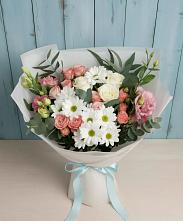 Букет цветов из:  Розы, Лизиантусы и Хризантемы в Каргинской