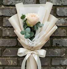 Букет цветов из:  Розы в Каргинской