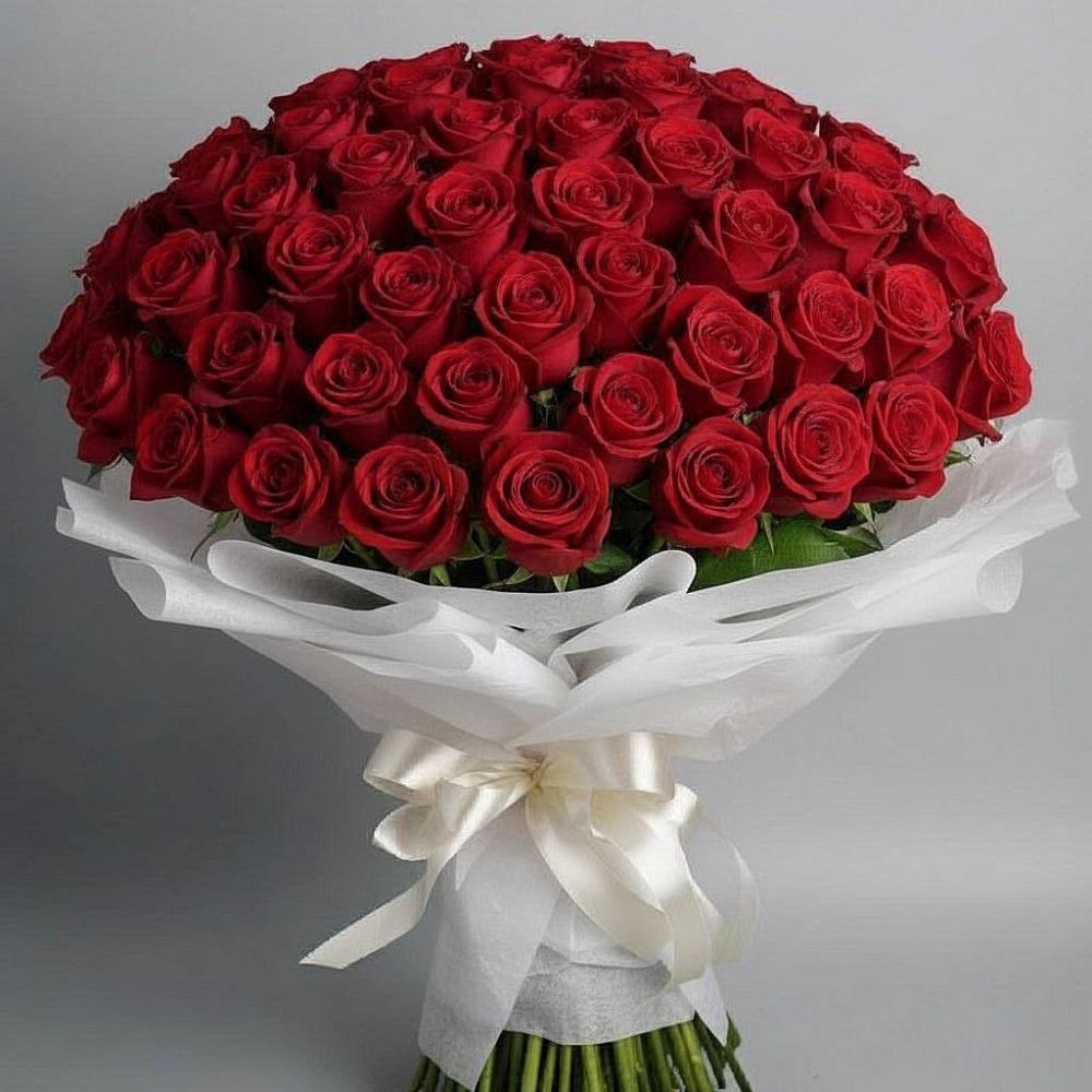 Букет 101 Красная роза Блэк Мэджик в Каргинской