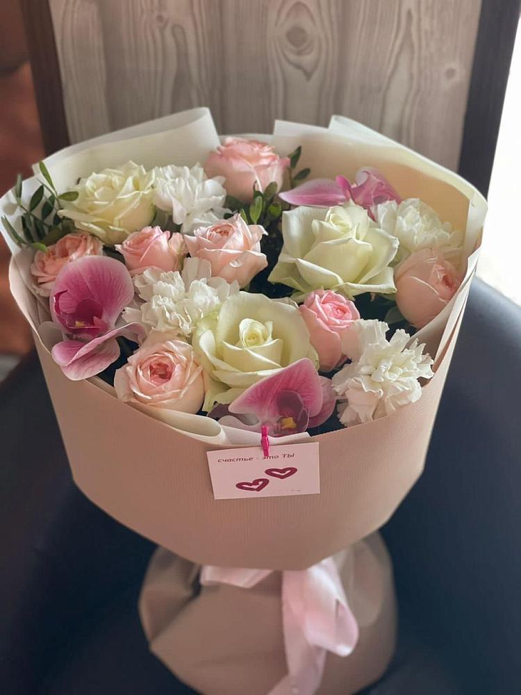 Букет цветов из: Орхидеи, Розы и Гвоздики в Каргинской