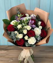 Букет цветов из:  Розы и Альстромерии #REPLACE_PRED# Каргинской