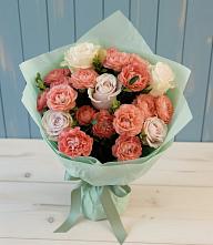 Букет цветов из:  Розы в Каргинской