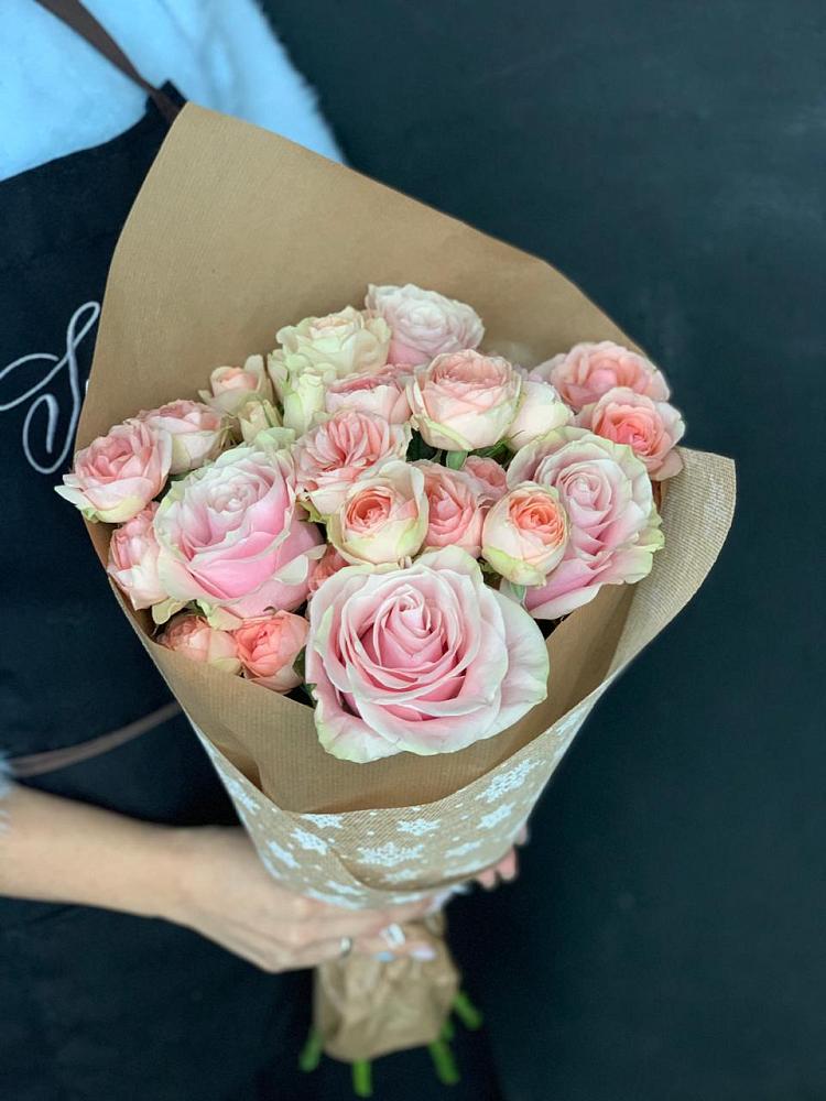 Букет цветов из: Хризантемы и Розы в Каргинской