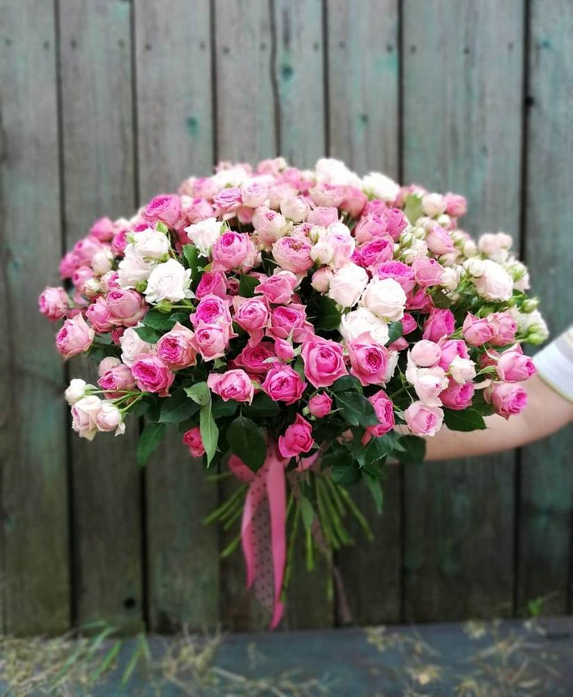 Букет Розовые кустовые розы Натали и Лав Лидия в Каргинской